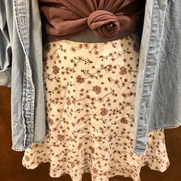 Floral print zip-up skater skirt l. NWT sz Large - Picture 2 of 8